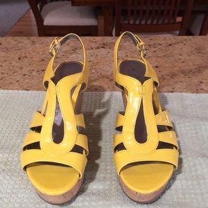 Marc Fisher platform summer sandals